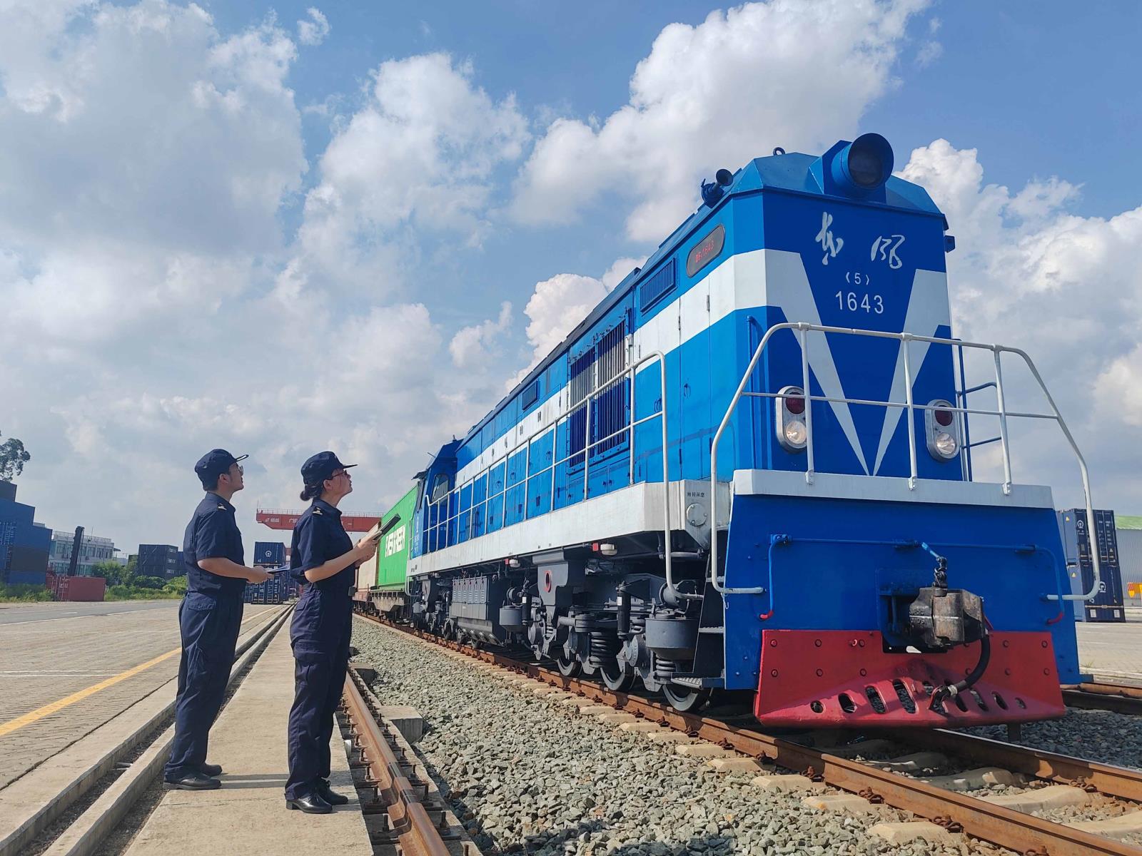 ​中欧班列广州站 领航者号LHZ · 中欧班列 广州市场对接专线